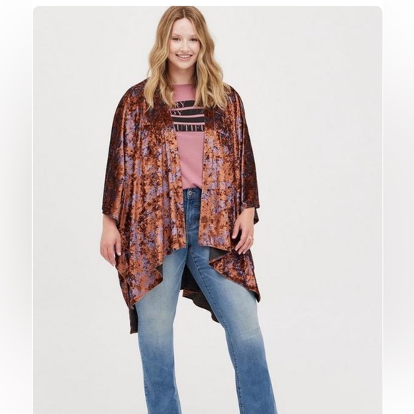 Torrid Burnout Velvet Ruana, women’s plus one size velvet open front kimono/wrap - Picture 4 of 8
